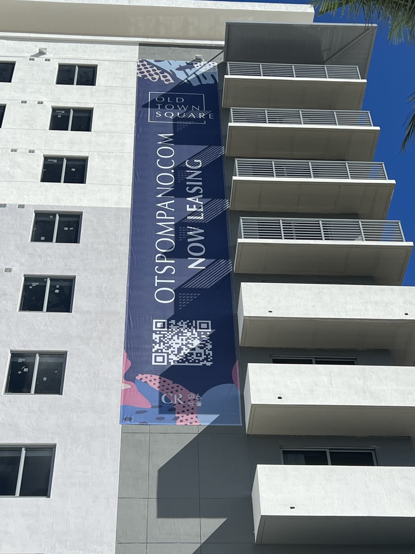 Building Installations Highrise Banners in Miami, FL