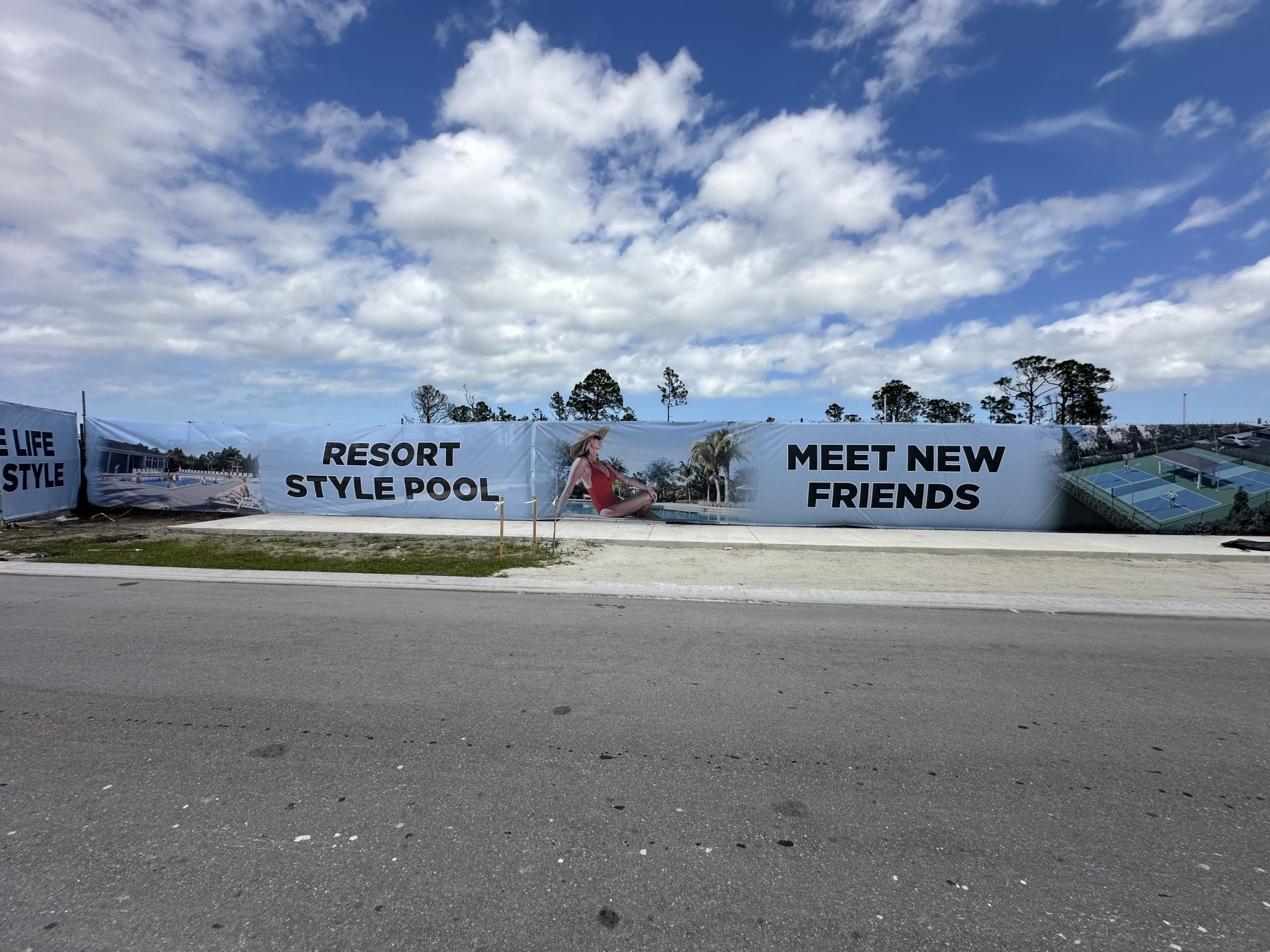 Real Estate Signs - Premium Signage Solutions in Miami, FL